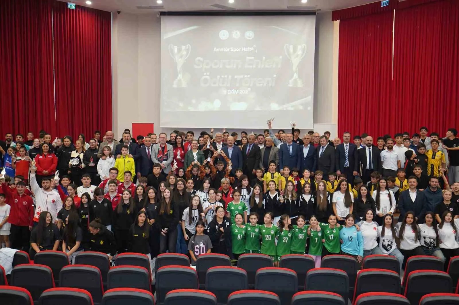 Kastamonu’da ’sporun enleri’ ödüllendirildi