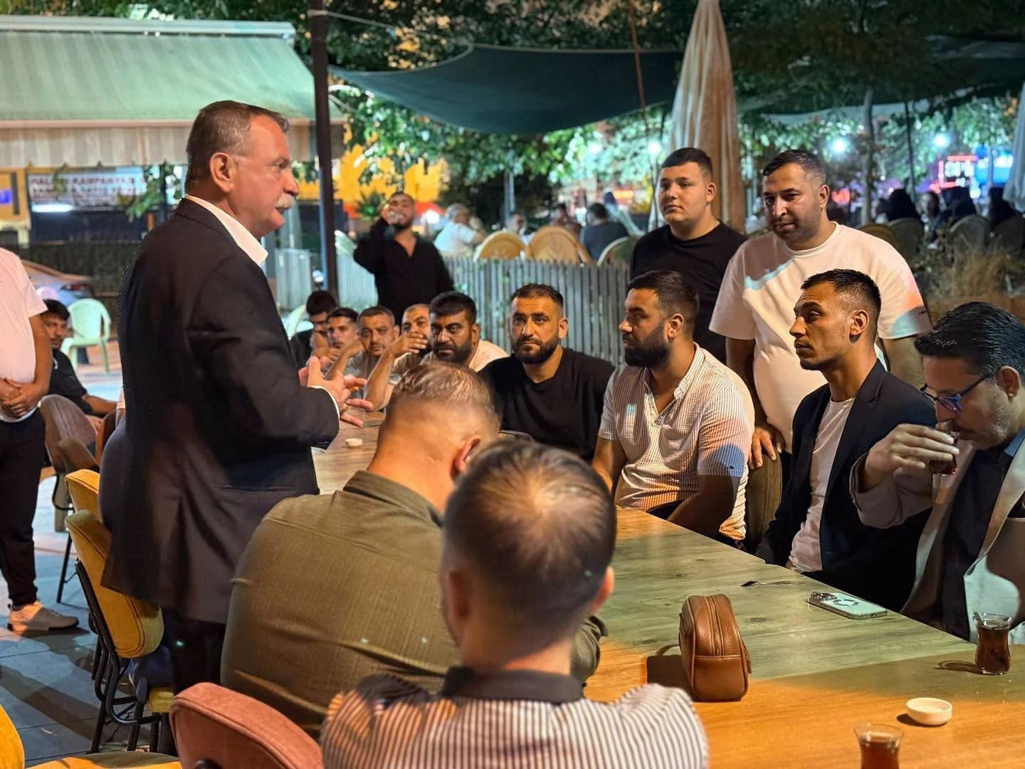 Başkan Balaban mahalle mahalle sorunları tespit ediyor