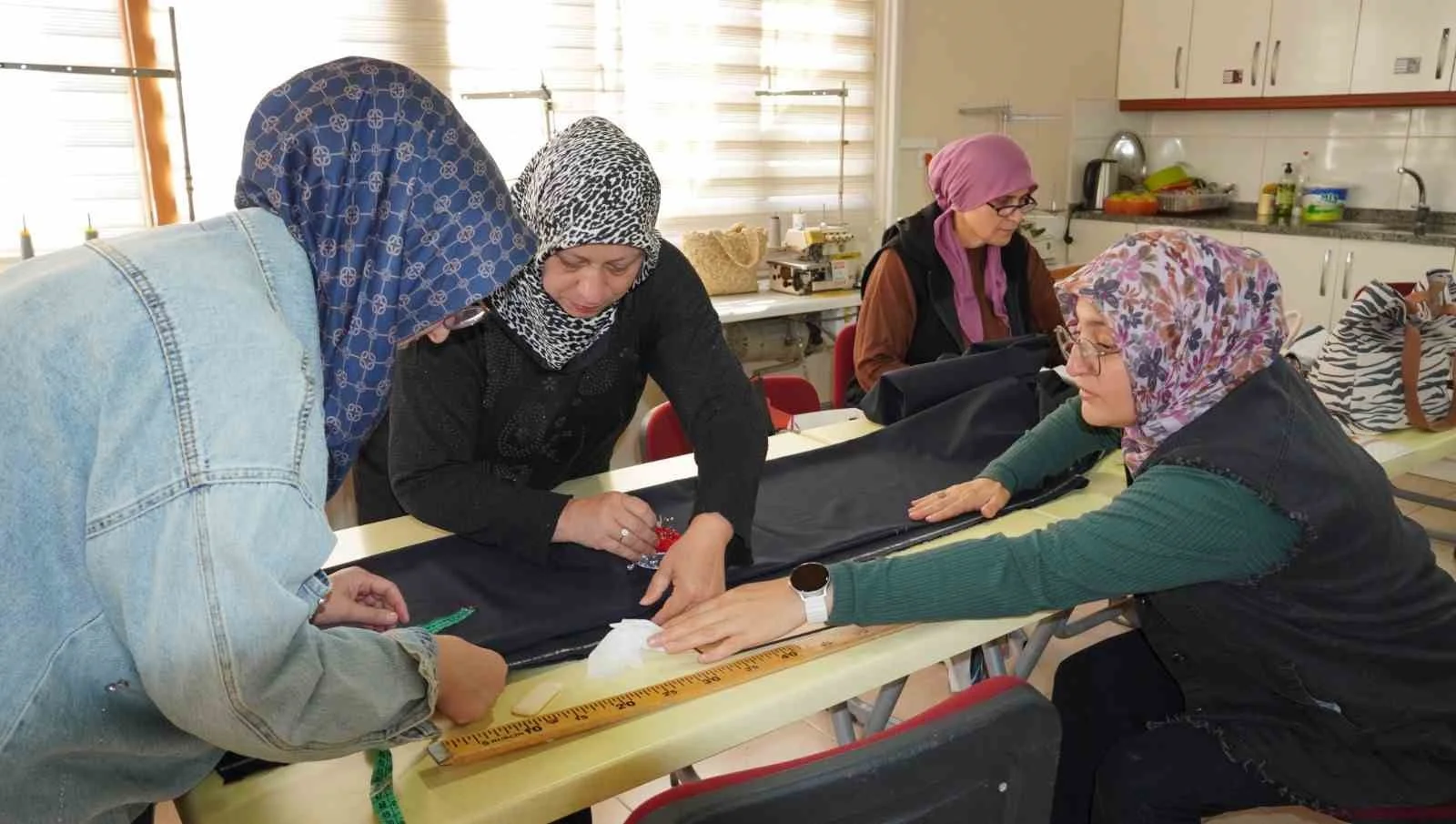 Atıl sosyal tesis kadınların hayatını değiştirdi
