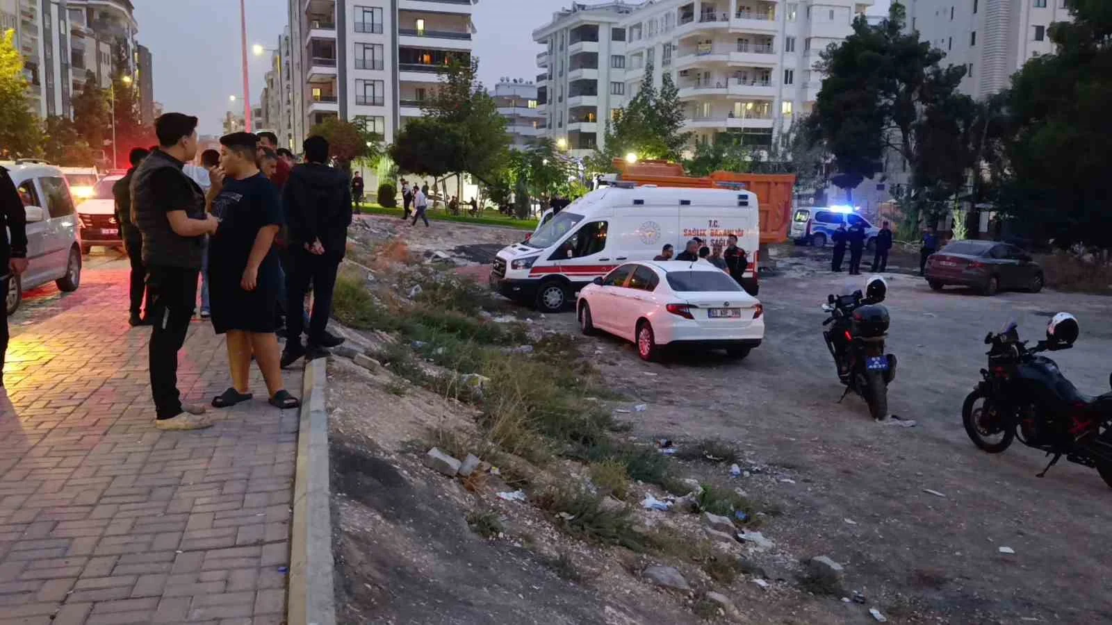 Şanlıurfa’da polisle çatışan firari şüpheli kendi silahıyla intihar etti
