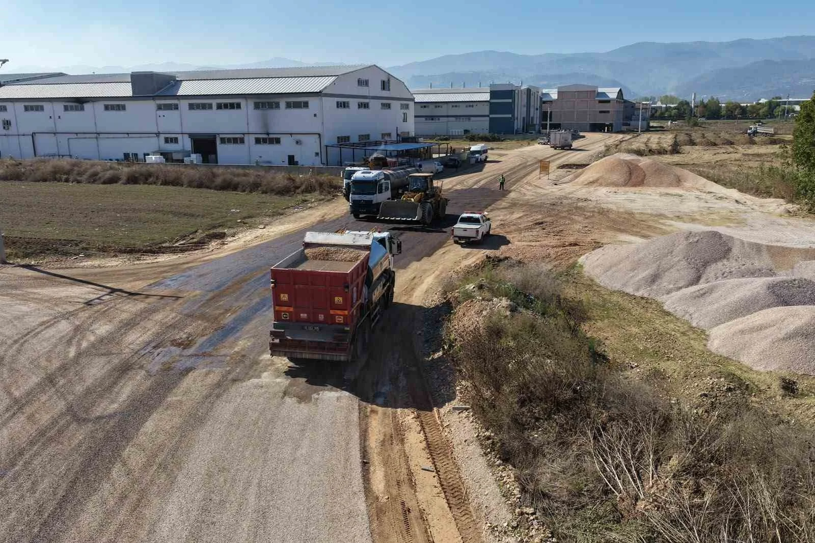 Büyükşehir’den İnegöl’e 7 kilometrelik yeni yol