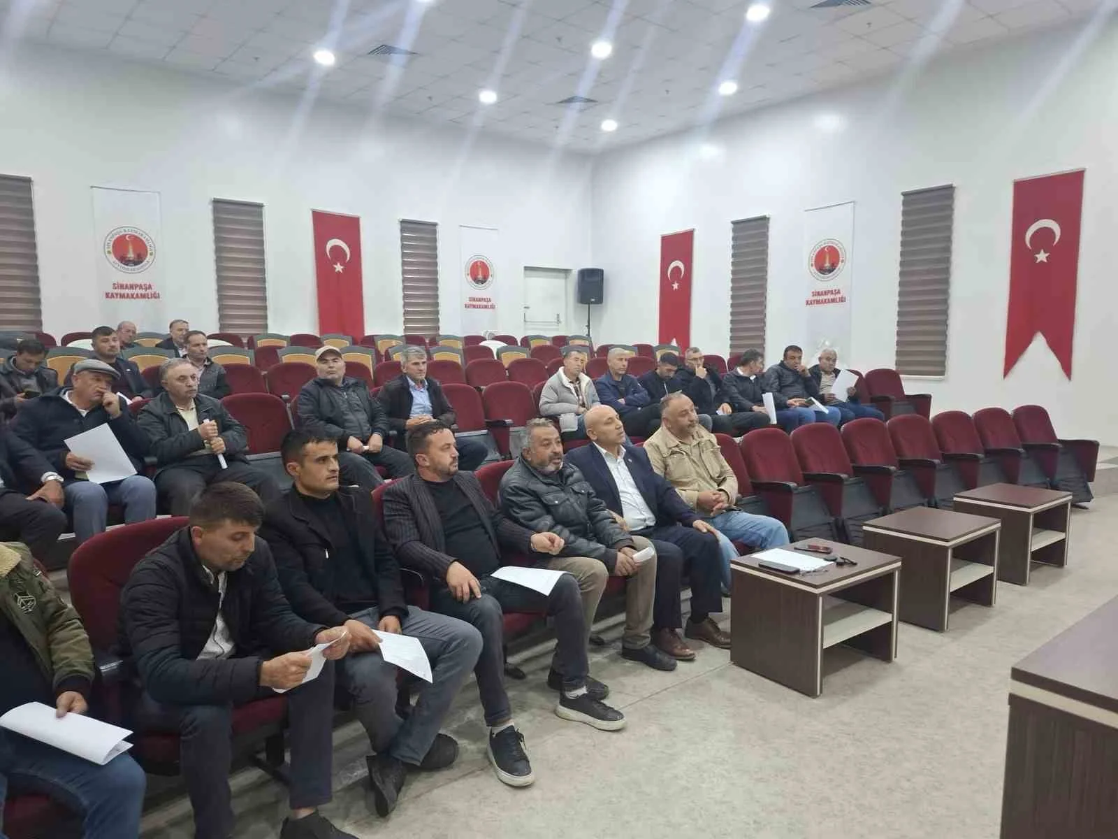 Çiftçiler haşhaş ekimi konusunda bilgilendirildi