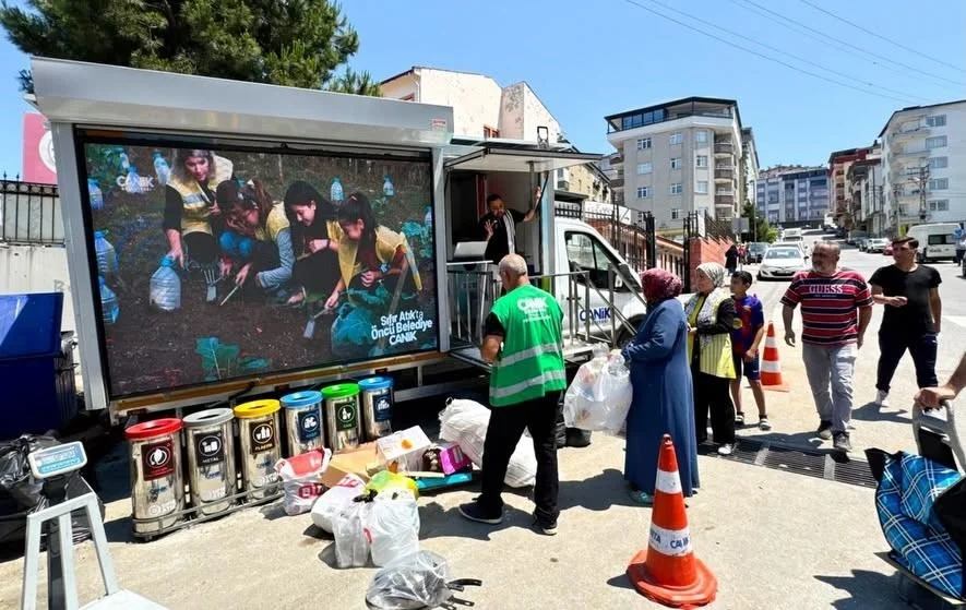Canik Belediyesi, sıfır atıkla aile bütçesine katkı sağlıyor