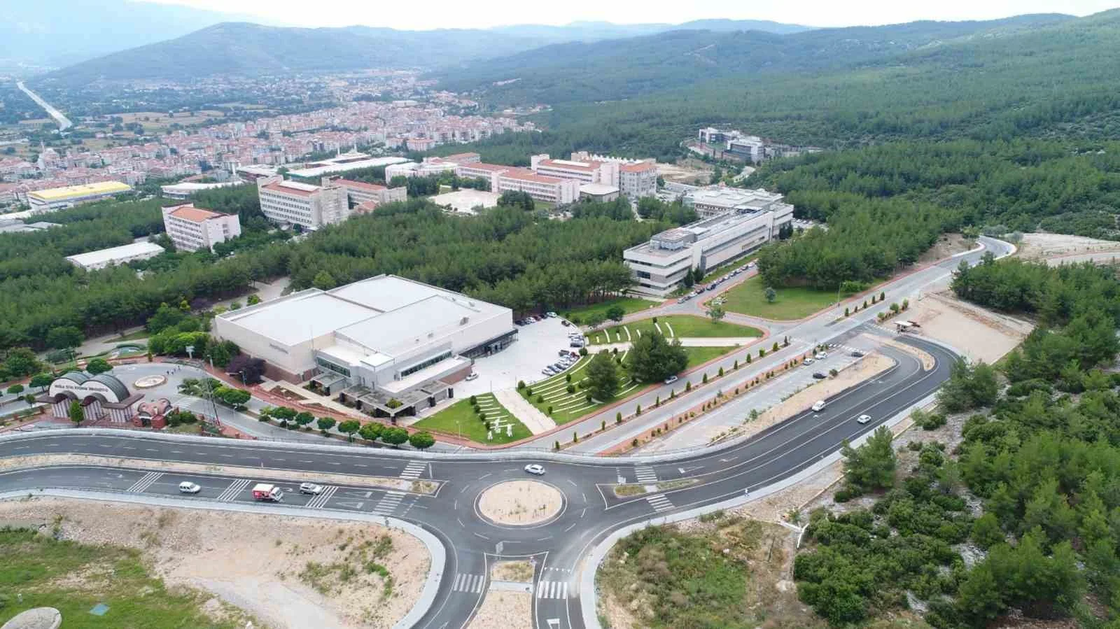 MSKÜ’nün dünyanın en etkili bilim insanları listesindeki sayısı 9’a yükseldi