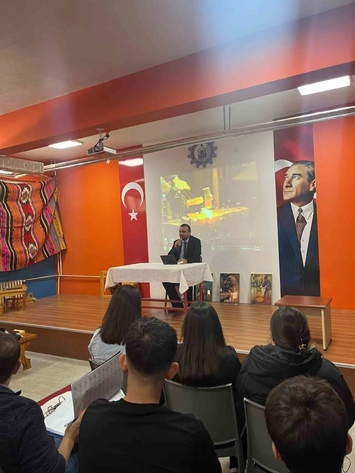 Muğla’da MESEM öğrencilerine "Cami ve Sosyal Hayat" konferansı