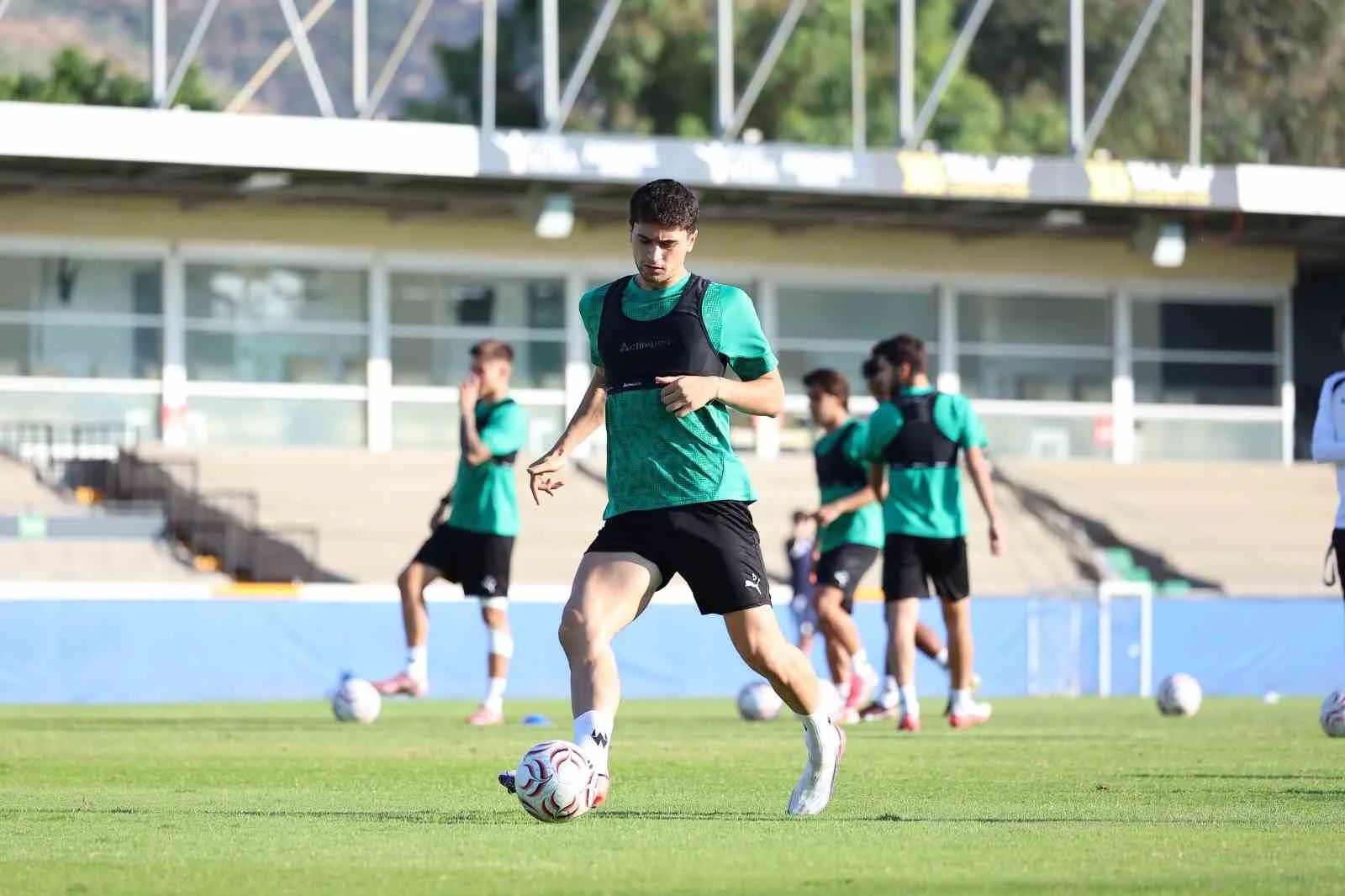 Burhan Eşer: "Sarıyer maçındaki öz güvenimiz Bandırmaspor maçına yansıyacaktır"
