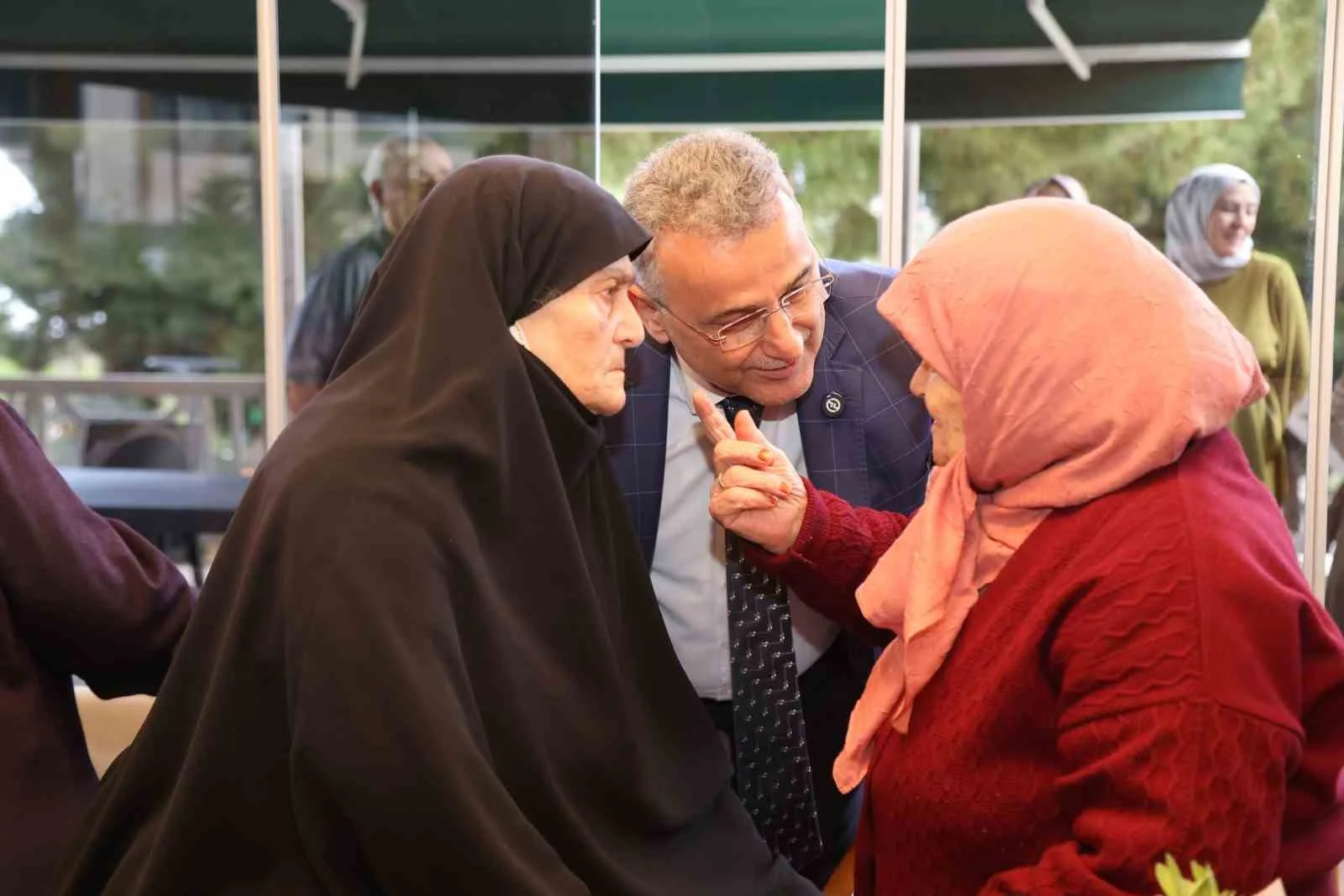 Başkan Kurnaz: "Büyüklerimizin daima yanındayız"