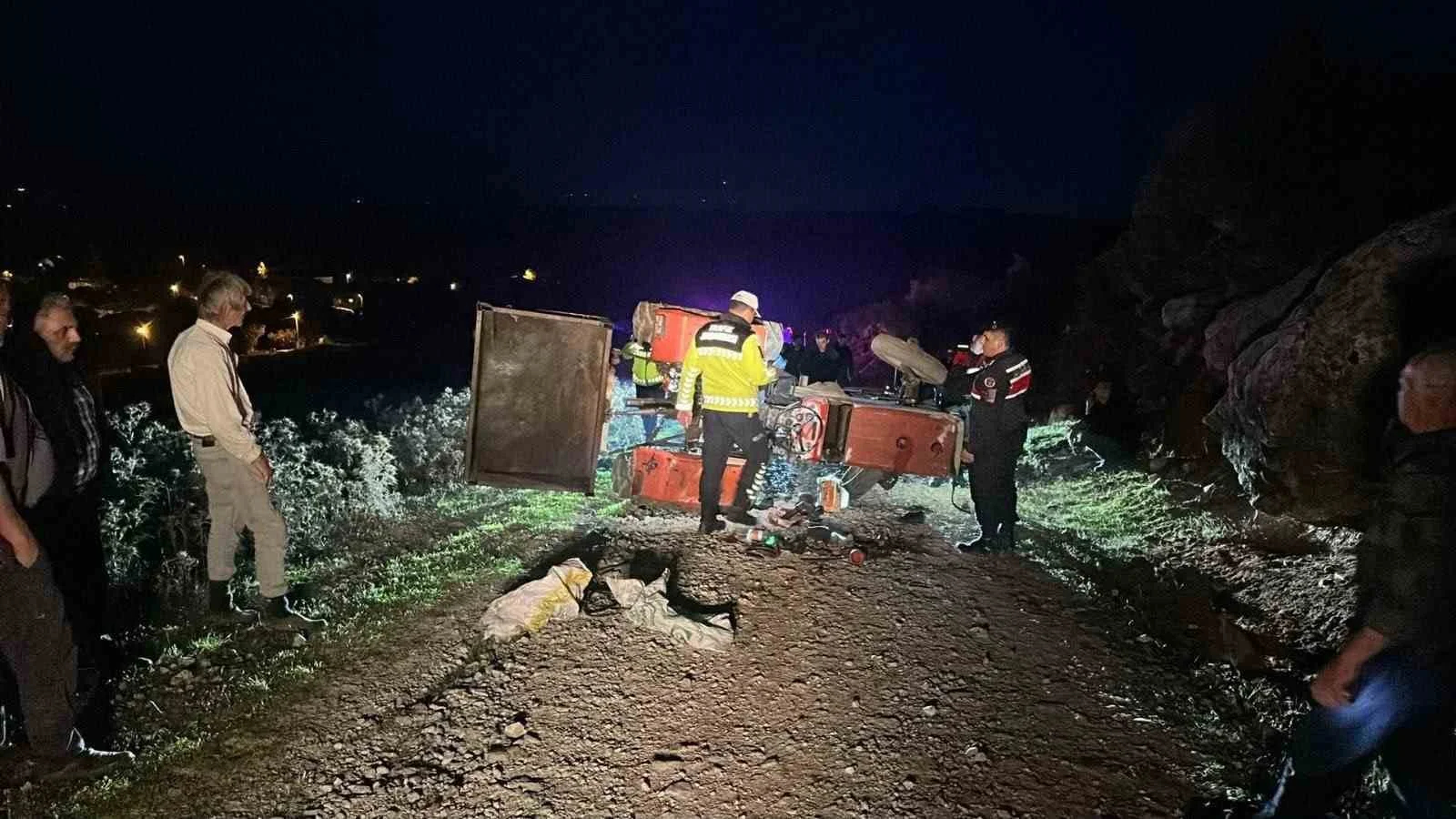 Bilecik’te devrilen traktörün altında kalan sürücü hayatını kaybetti