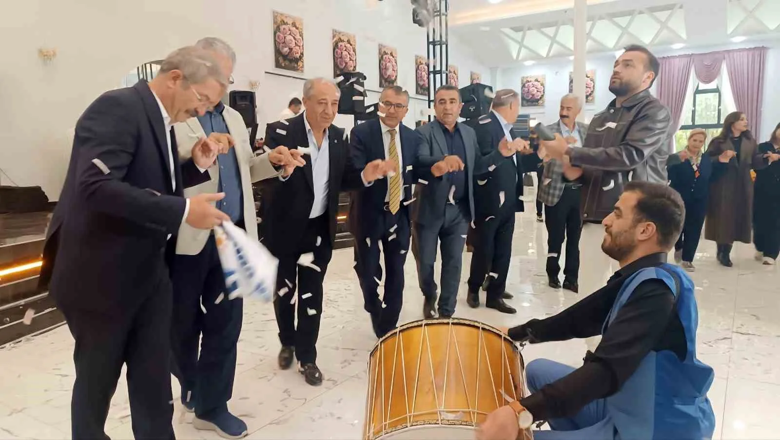 Van TSO Başkanı Takva: "Bu kentin en güvenilir limanı Ortak Akıl ve Mavi Liste’dir"