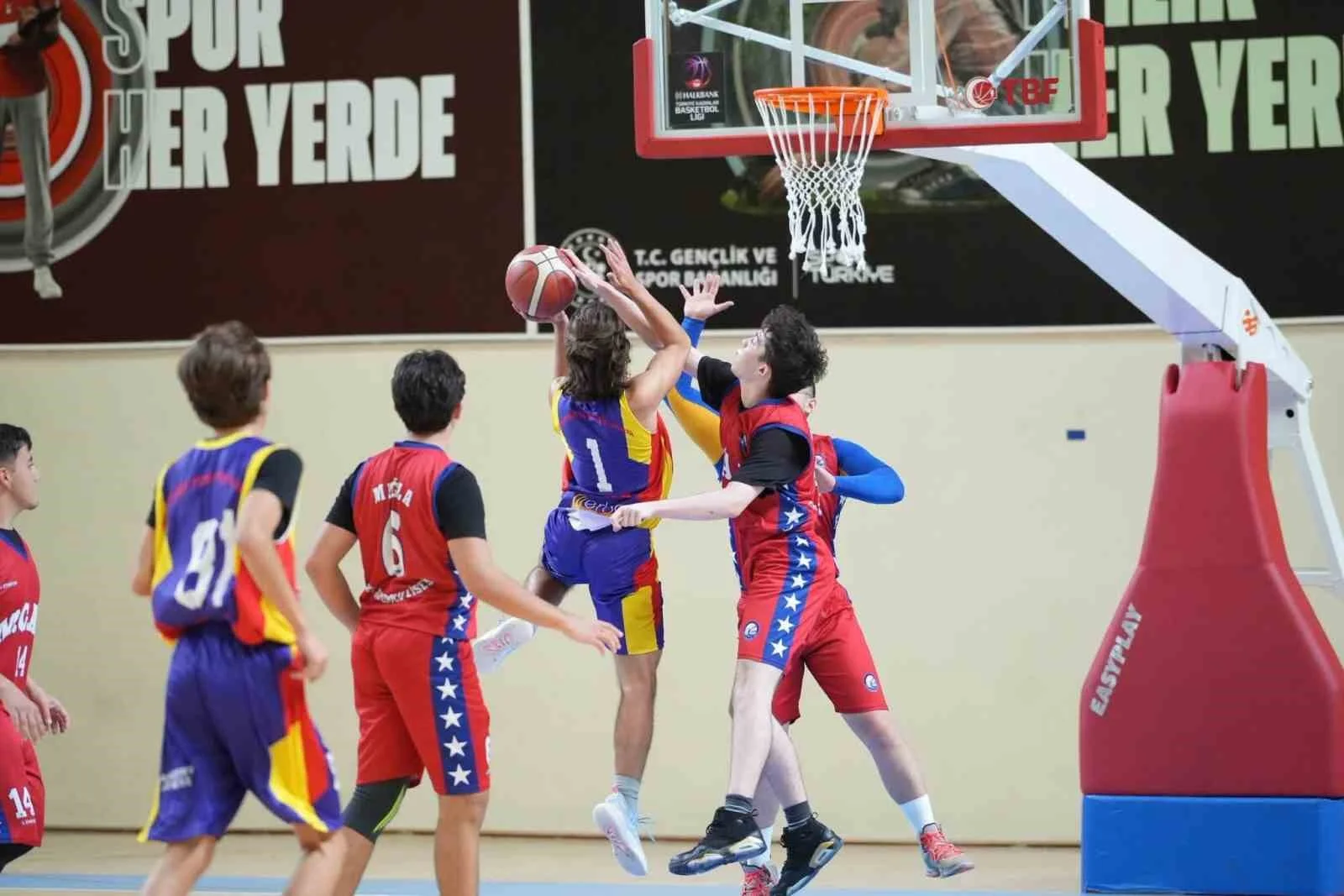 Parkenin genç yıldızları Muğla’da sahnede