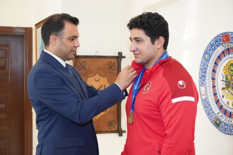 Bilecikli sporculardan Avrupa ve Türkiye derecesi