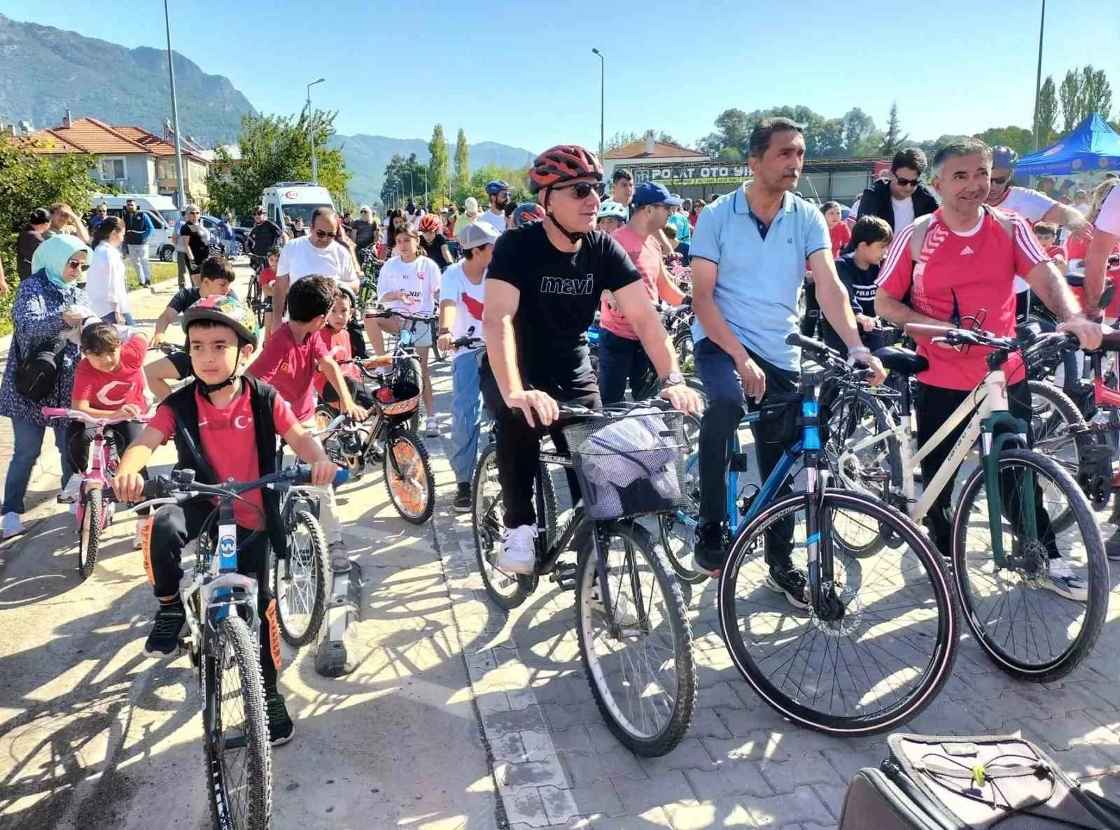Köyceğiz’de pedallar Cumhuriyet için çevrildi