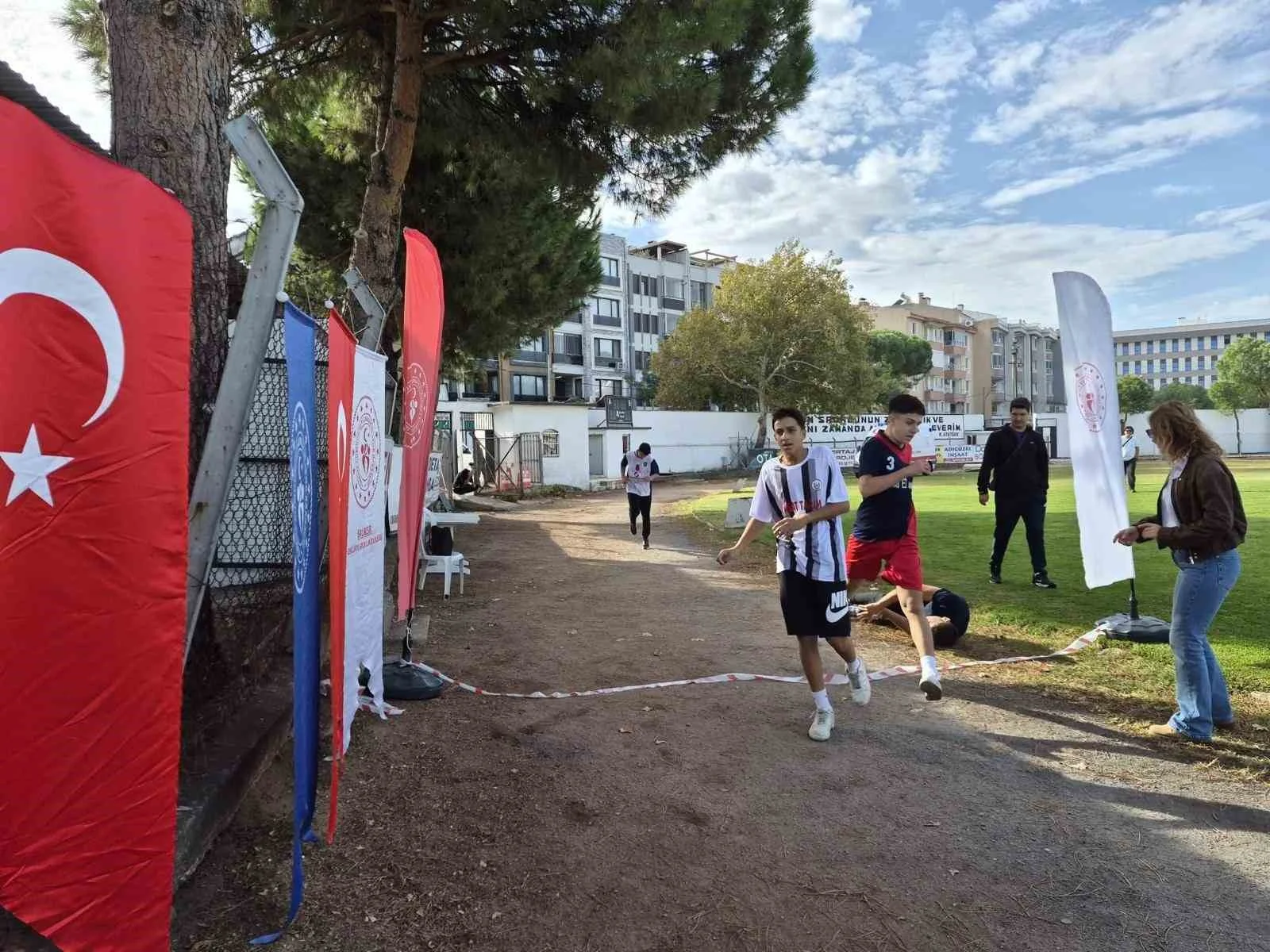 Balıkesir’de Cumhuriyet Kupası Atletizm Yarışları düzenlendi