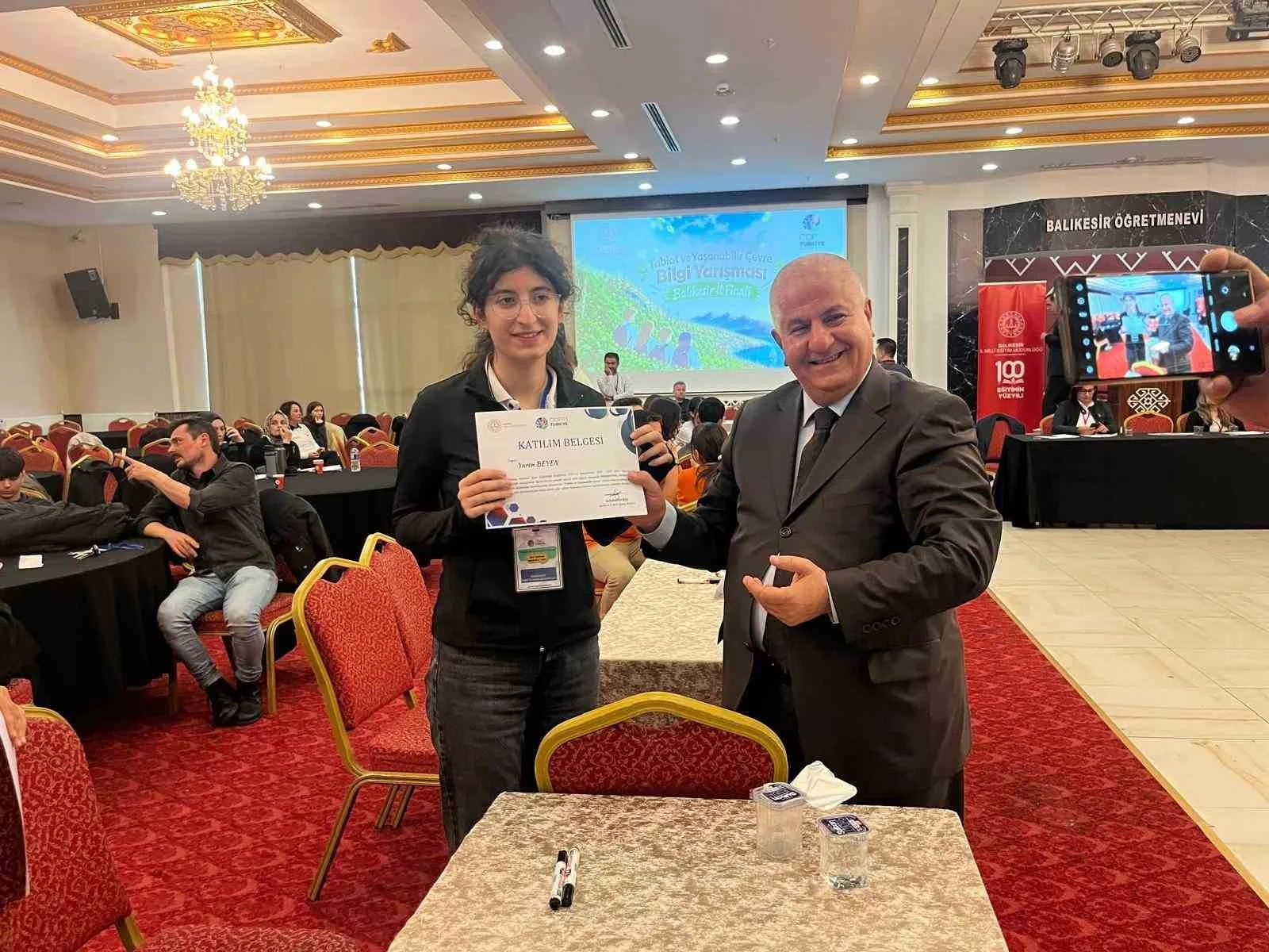 Burhaniyeli öğrenciler bilgi yarışmasında Balıkesir ikincisi oldu