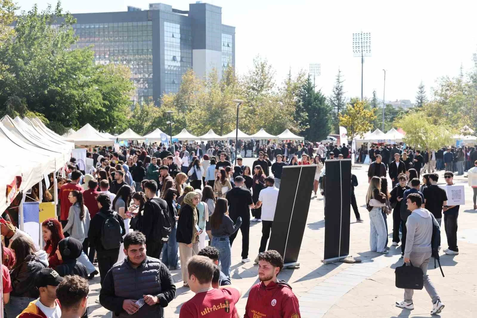 Düzce Üniversitesi’nde kampüse hoş geldin etkinlikleri sona erdi