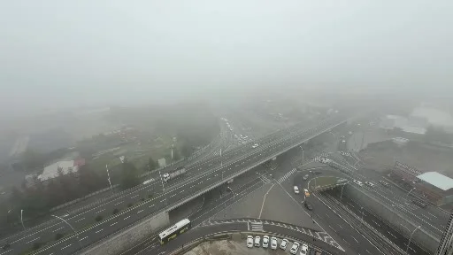 Diyarbakır’da yoğun sis, görüş mesafesini düşürdü