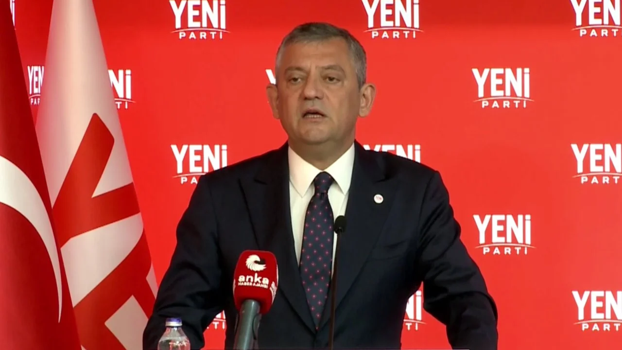 Özgür Özel’den tepki; "Şeniz Başkana yapılanları asla unutmayacağız"
