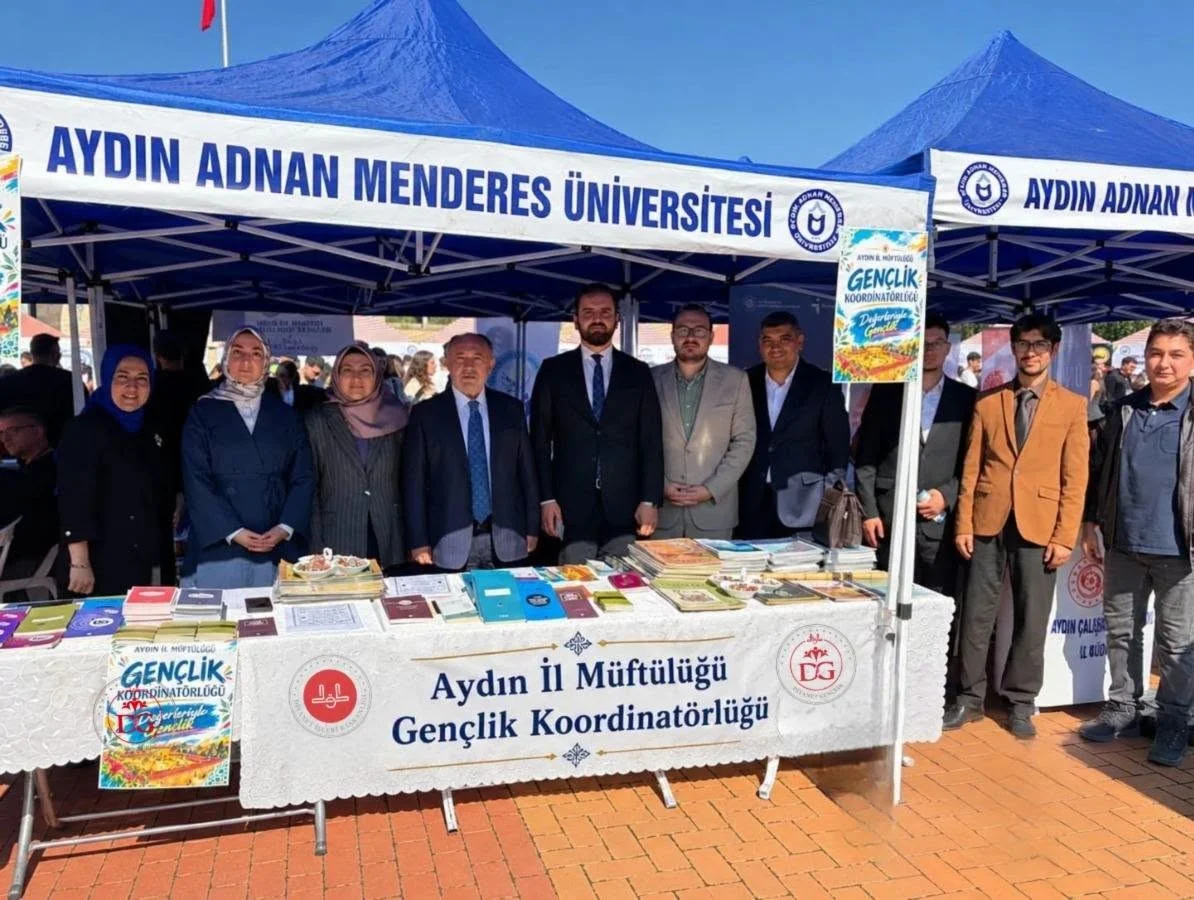 Üniversite öğrencilerine müftülüğün gençlik faaliyetleri tanıtıldı
