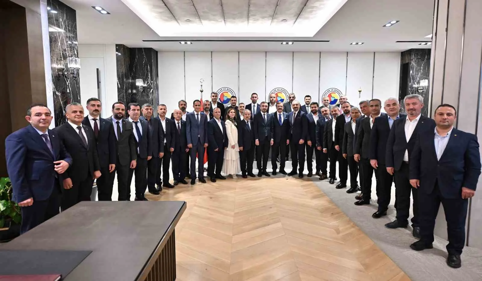 ATSO Heyeti Ankara’da temaslarda bulundu