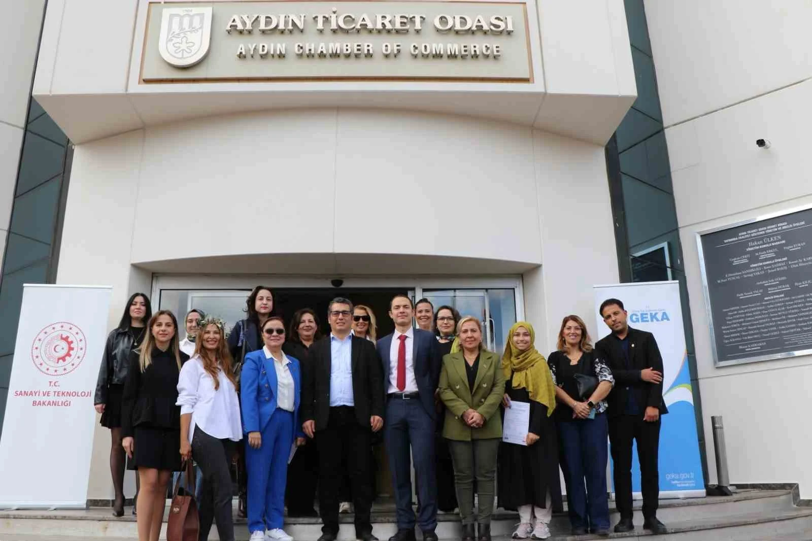 Aydın’da kadın zeytinyağı operatörleri belgelerini aldı