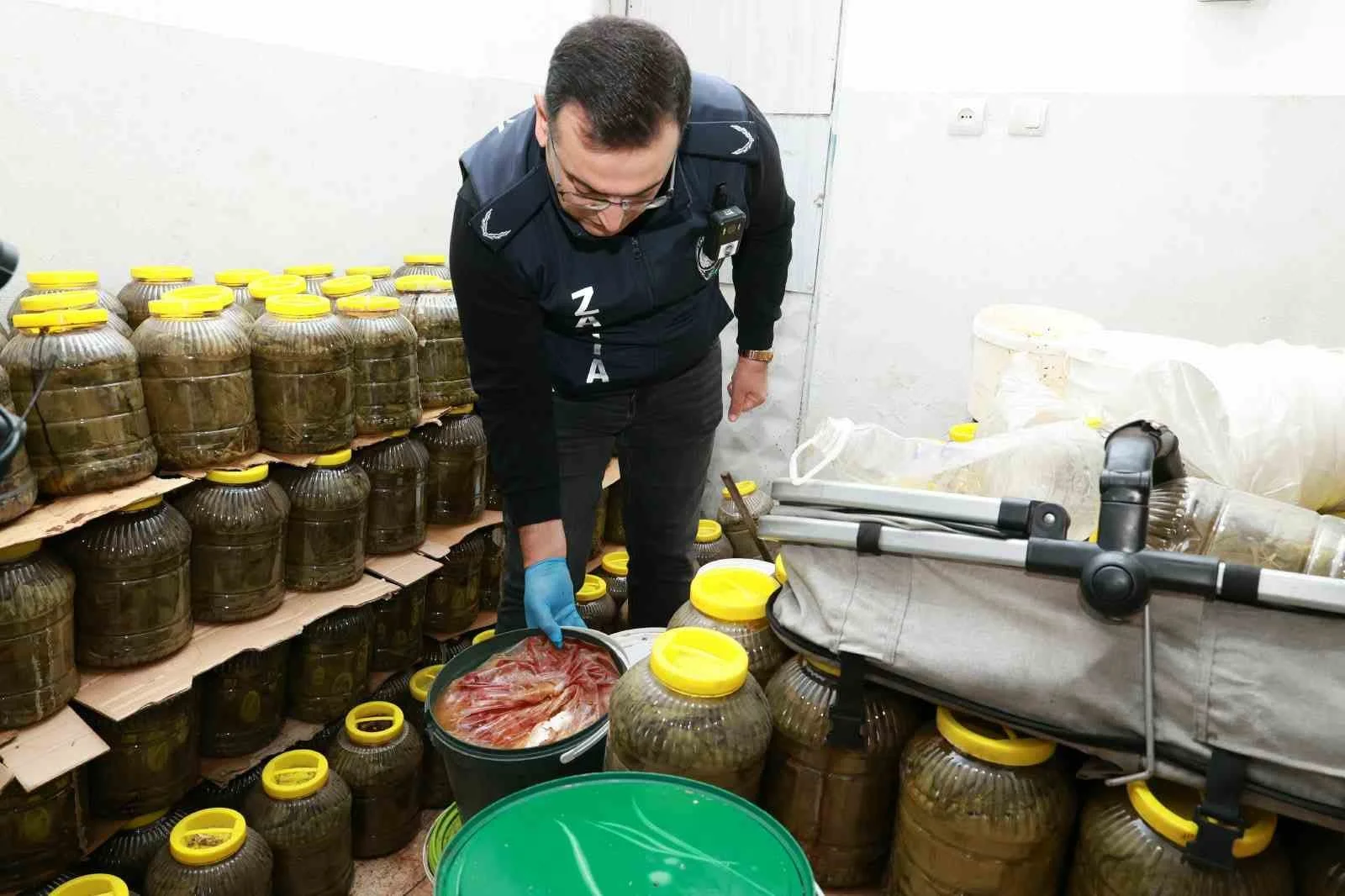 Osmangazi’de sağlığı tehdit eden 6,5 ton gıda imha edildi