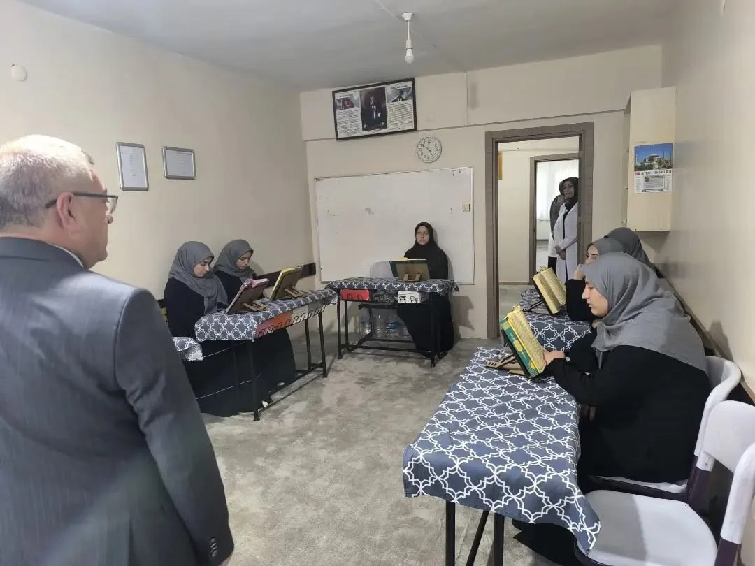 Müftü Yaşar Çapçı’dan Hınıs ve Horasan’a yoğun mesai