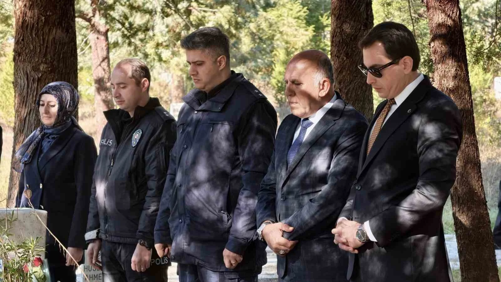 Hisarcık’ta şehit Fatih Seven, kabri başında dualarla anıldı