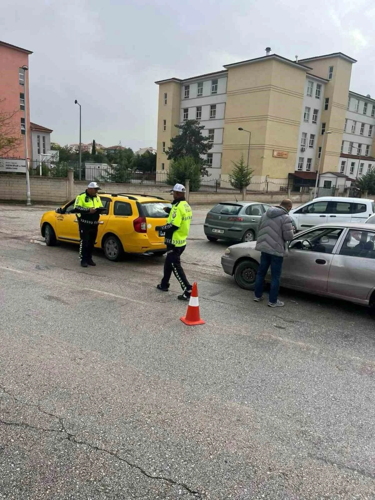 Malatya’da okul çevrelerinde sıkı denetim
